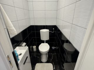 Eladó 240 m²-esikerház XVIII. Kerület (Újpéteritelep) , Újpéteri telepen: 269'000'000 Ft