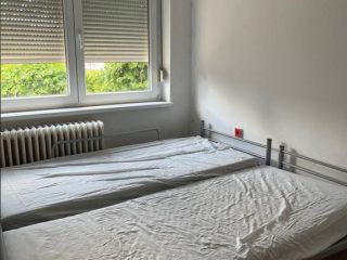 Kiadó 270 m²-escsaládi ház XVIII. Kerület (Újpéteritelep) , Vezér utca: 800'000 Ft