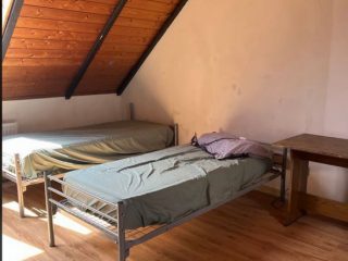 Kiadó 270 m²-escsaládi ház XVIII. Kerület (Újpéteritelep) , Vezér utca: 800'000 Ft