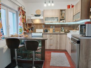 Eladó 155 m²-escsaládi ház XX. Kerület (Erzsébetfalva) , Csendes mellékutcában: 128'500'000 Ft