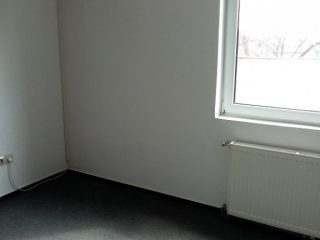 Eladó 628 m²-esegyéb üzlethelyiség XX. Kerület (Erzsébetfalva) , Határ út: 650'000 EUR