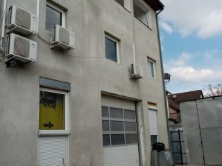 Eladó 628 m²-esegyéb üzlethelyiség XX. Kerület (Erzsébetfalva) , Határ út: 650'000 EUR