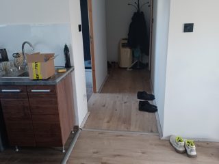 Eladó 130 m²-escsaládi ház XX. Kerület (Erzsébetfalva) , Határ út közeli utca: 93'000'000 Ft