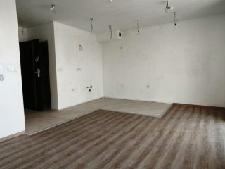 Eladó 46 m²-estársasházi lakás XX. Kerület (Erzsébetfalva) , Hunyor utca: 71'000'000 Ft