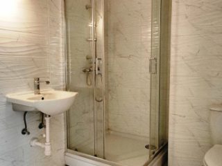 Eladó 46 m²-estársasházi lakás XX. Kerület (Erzsébetfalva) , Hunyor utca: 71'000'000 Ft