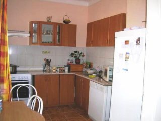 Eladó 160 m²-escsaládi ház XX. Kerület (Erzsébetfalva) , Mártírok útja közeli utca: 150'000'000 Ft