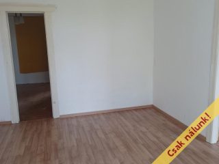 Eladó 77 m²-estársasházi lakás XX. Kerület (Erzsébetfalva) , Piac közeli utca: 62'900'000 Ft