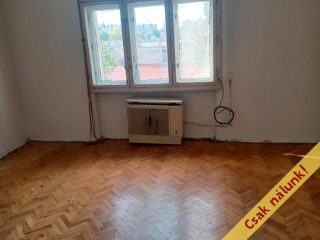 Eladó 77 m²-estársasházi lakás XX. Kerület (Erzsébetfalva) , Piac közeli utca: 62'900'000 Ft