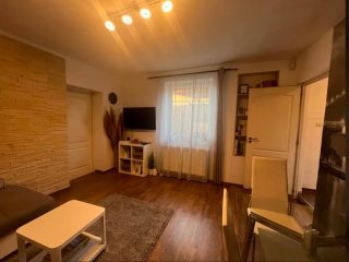 Eladó 79 m²-escsaládi ház XX. Kerület (Erzsébetfalva) , Rákóczi utca közeli utca: 84'000'000 Ft