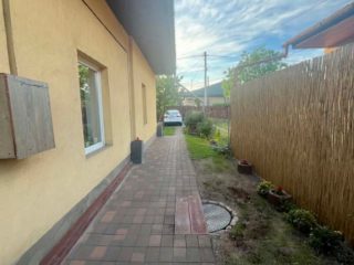 Eladó 79 m²-escsaládi ház XX. Kerület (Erzsébetfalva) , Rákóczi utca közeli utca: 84'000'000 Ft