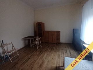 Eladó 28 m²-esházrész XX. Kerület (Erzsébetfalva) , Tátra téi piacnál utca: 27'000'000 Ft