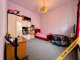 Eladó 48 m²-estársasházi lakás XX. Kerület (Erzsébetfalva) , Tátra tér közeli utca: 46'800'000 Ft