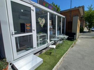 Kiadó 12 m²-esvendéglátó egység utcai bejárattal XX. Kerület (Erzsébetfalva) , Török Flóris utca: 180'000 Ft