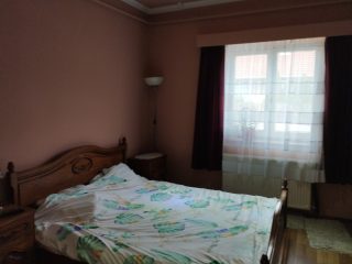 Eladó 180 m²-escsaládi ház XX. Kerület (Erzsébetfalva) , Vágóhíd közeli utca: 99'000'000 Ft