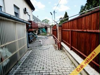 Eladó 300 m²-escsaládi ház XX. Kerület (Gubacsipuszta) , Rendezett, csendes, kertvárosi környék: 220'000'000 Ft