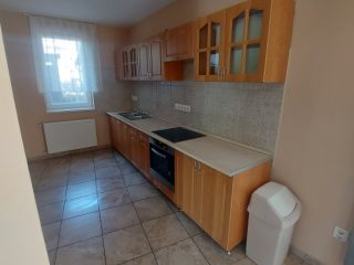 Eladó 58 m²-estársasházi lakás XX. Kerület (Gubacsipuszta) , Vasút utca: 74'900'000 Ft