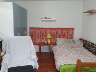 Eladó 30 m²-estársasházi lakás XX. Kerület (Kossuthfalva) , Csallóköz utca: 26'900'000 Ft
