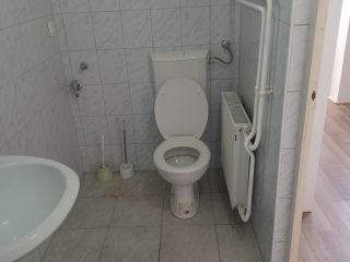 Eladó 27 m²-estársasházi lakás XX. Kerület (Kossuthfalva) , Szent Erzsébet tér: 25'000'000 Ft