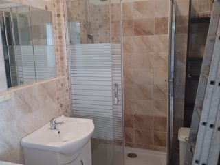 Kiadó 70 m²-estársasházi lakás XX. Kerület (Központ) , Baross u. közelében utca: 220'000 Ft