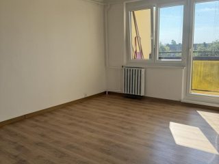 Eladó 28 m²-estársasházi lakás XX. Kerület (Központ) , Központ közeli utca: 37'000'000 Ft