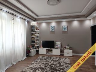 Eladó 95 m²-esházrész XX. Kerület (Pacsirta telep) , Akácfa utca: 102'000'000 Ft