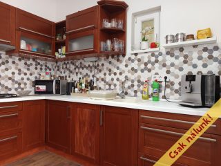 Eladó 95 m²-esházrész XX. Kerület (Pacsirta telep) , Akácfa utca: 102'000'000 Ft