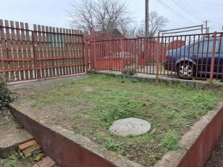 Eladó 32 m²-escsaládi ház XX. Kerület (Pacsirta telep) , Alsó határ út: 34'900'000 Ft