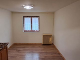 Eladó 32 m²-escsaládi ház XX. Kerület (Pacsirta telep) , Alsó határ út: 34'900'000 Ft