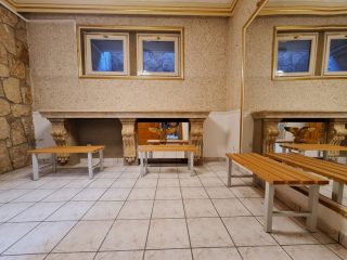 Kiadó 300 m²-esegyéb üzlethelyiség XX. Kerület (Pacsirta telep) , Előd utca: 550'000 Ft