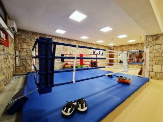 Kiadó 300 m²-esegyéb üzlethelyiség XX. Kerület (Pacsirta telep) , Előd utca: 550'000 Ft