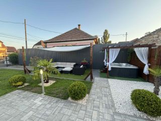 Eladó 195 m²-escsaládi ház XX. Kerület (Pacsirta telep) , Kétgenerációs: 149'000'000 Ft