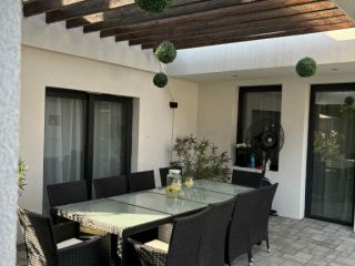 Eladó 195 m²-escsaládi ház XX. Kerület (Pacsirta telep) , Kétgenerációs: 149'000'000 Ft