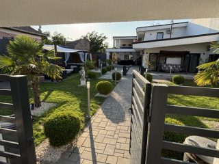 Eladó 195 m²-escsaládi ház XX. Kerület (Pacsirta telep) , Kétgenerációs: 149'000'000 Ft