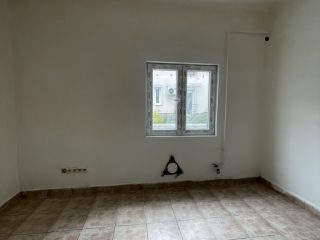 Eladó 34 m²-estársasházi lakás XX. Kerület (Pacsirta telep) , Vágóhíd közeli utca: 31'000'000 Ft