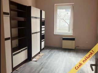 Eladó 31 m²-estársasházi lakás XX. Kerület (Pacsirta telep) , Vágóhíd utca közeli utca: 31'500'000 Ft