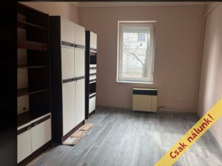 Eladó 31 m²-estársasházi lakás XX. Kerület (Pacsirta telep) , Vágóhíd utca közeli utca: 31'500'000 Ft