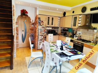 Eladó 87 m²-escsaládi ház XX. Kerület (Pacsirta telep) , Vörösmarty utca: 89'000'000 Ft