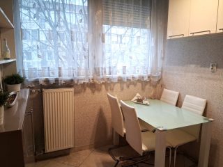 Eladó 56 m²-estársasházi lakás XX. Kerület (Vécsey / Eperjes utcai lakótelep) , Eperjes utca: 64'500'000 Ft