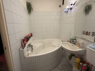 Eladó 46 m²-estársasházi lakás XXI. Kerület (Belváros (Városközpont)) , Kossuth Lajos utca: 45'900'000 Ft