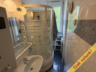 Eladó 55 m²-estársasházi lakás XXI. Kerület (Belváros (Városközpont)) , Templom utca: 59'900'000 Ft