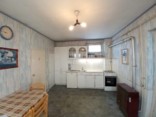 Eladó 40 m²-esházrész XXI. Kerület (Csepel) , ÍV utca: 36'900'000 Ft