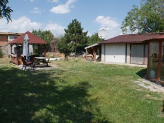 Eladó 170 m²-escsaládi ház XXI. Kerület (Csillagtelep) , Virág utca: 125'000'000 Ft