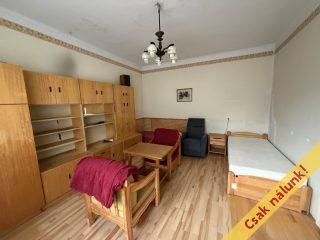 Eladó 81 m²-escsaládi ház XXI. Kerület (Kertváros) , Rákóczi tér: 99'000'000 Ft