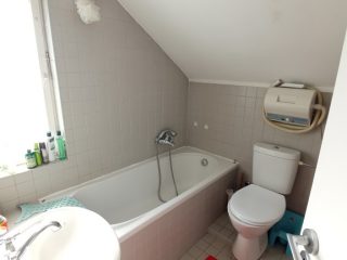 Eladó 124 m²-escsaládi ház XXI. Kerület (Királyerdő) , HOLLANDI út: 118'890'000 Ft