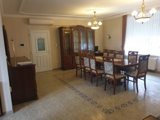 Eladó 340 m²-escsaládi ház XXI. Kerület (Királyerdő) , Királyerdő: 185'000'000 Ft