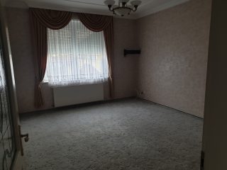 Eladó 340 m²-escsaládi ház XXI. Kerület (Királyerdő) , Királyerdő: 185'000'000 Ft