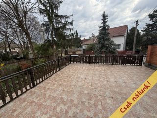 Eladó 99 m²-esikerház XXI. Kerület (Királyerdő) , Királyerdő csendes utcája: 31'900'000 Ft