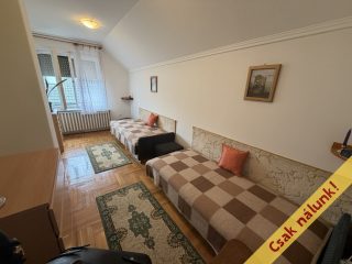 Eladó 99 m²-esikerház XXI. Kerület (Királyerdő) , Királyerdő csendes utcája: 31'900'000 Ft