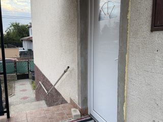 Eladó 120 m²-esikerház XXI. Kerület (Királyerdő) , Királyerdő nyugodt részén: 135'000'000 Ft
