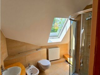 Eladó 192 m²-escsaládi ház XXI. Kerület (Királyerdő) , Királyerdő út: 150'000'000 Ft